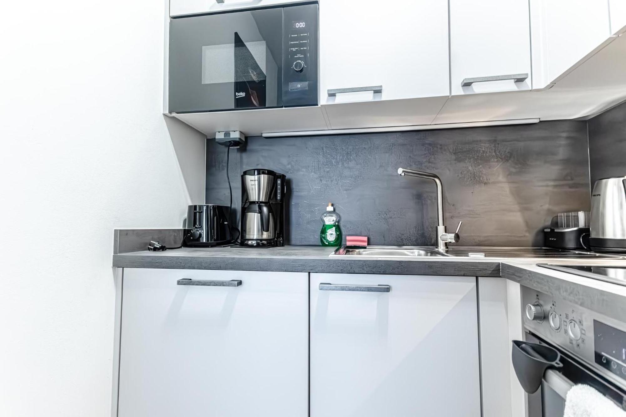 Charming 1Br, Steps From Reumannplatz U1 Apartman Bécs Kültér fotó