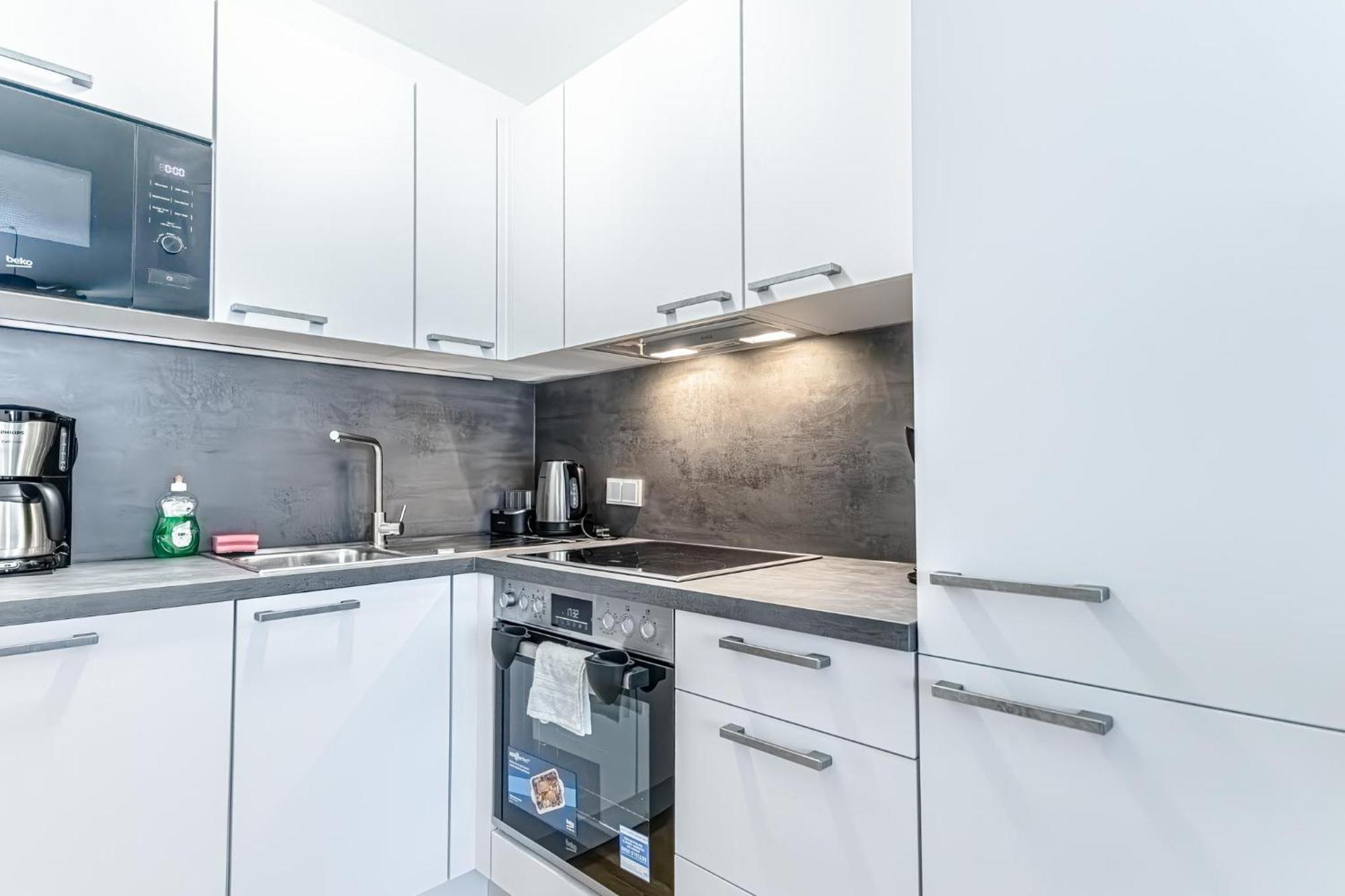 Charming 1Br, Steps From Reumannplatz U1 Apartman Bécs Kültér fotó